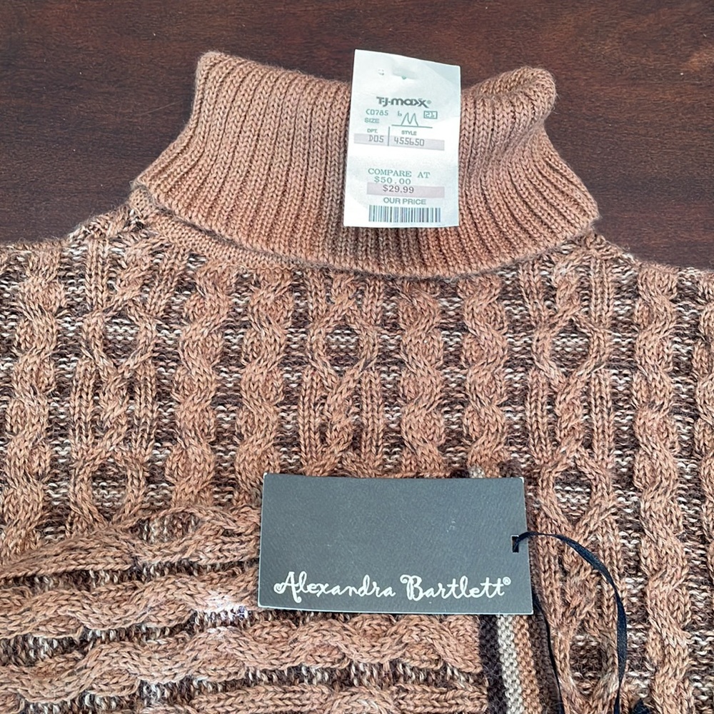 Alexandra Bartlett Turtleneck Sweater. Size Small. New With Tags